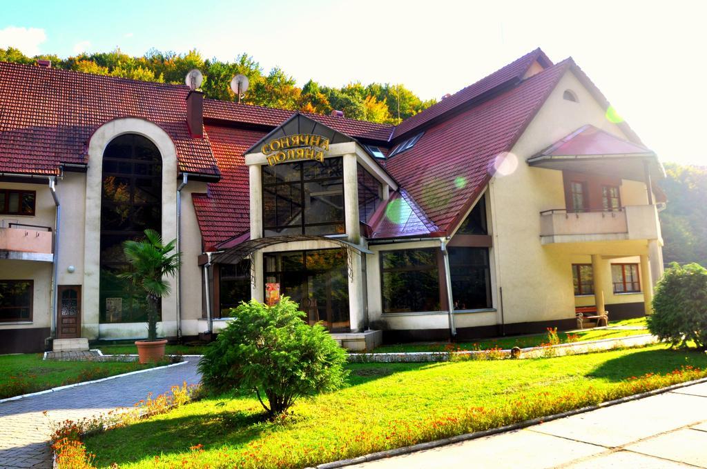 Hotel Sonyachna Polyana Exterior foto