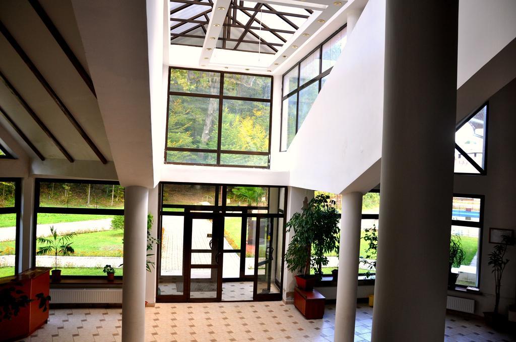 Hotel Sonyachna Polyana Exterior foto