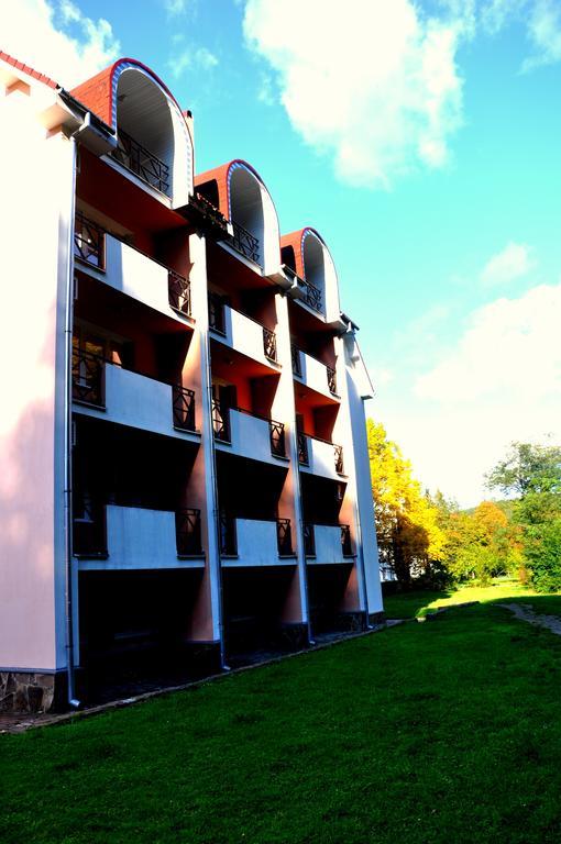 Hotel Sonyachna Polyana Exterior foto